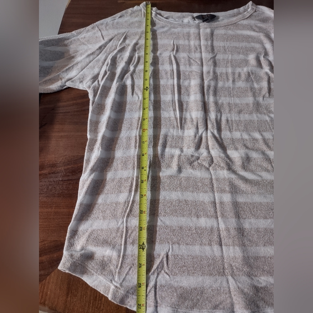 MIX by 41 Hawthorne Women's 3/4 Length Sleeve Top - Picture 10 of 10